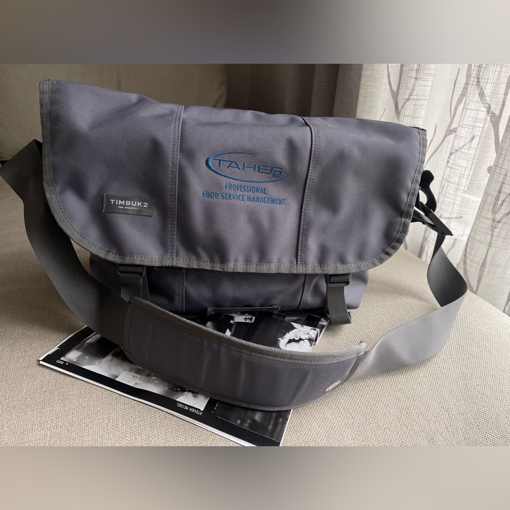 Timbuk2 Messenger Bag In Gray Size M
